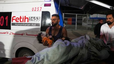 При израелски удари в Газа: Загинали са 11 души, сред които и две деца 