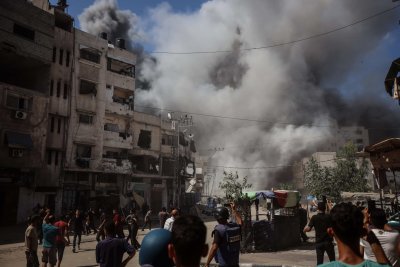 Четирима души загинаха при израелски въздушен удар по автомобил в Газа