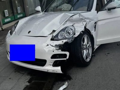 Украинец с порше се размаза на Слънчака