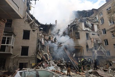 Четирима загинали и 17 ранени при руски удари с дронове в Харков