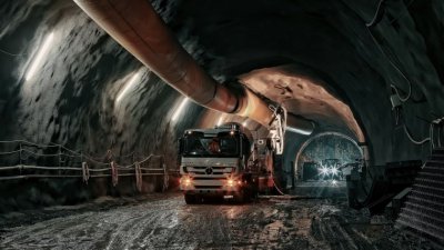 Трагедия в Испания: Работници са затрупани  във въглищна мина, има загинал