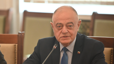 Ген. Атанасов: В състояние на фасадна демокрация сме