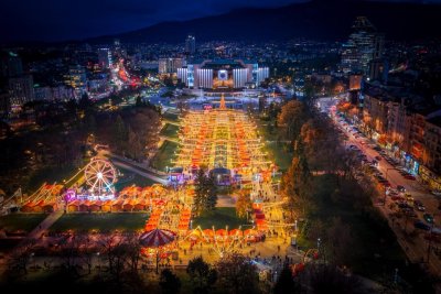 Васил Терзиев: Тази Коледа София ще блести с двойно повече украса (СНИМКИ)