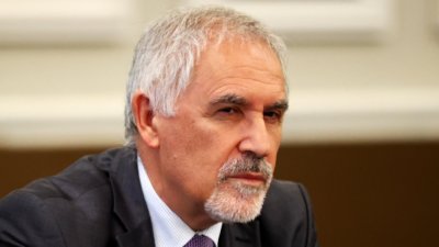 Експерт: Има реален шанс войната в Украйна да спре, но цената е неясна 