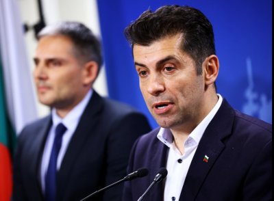 Кой запозна Кирил Петков с Румен Спецов? 