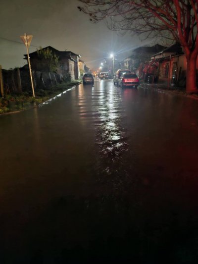 След пороя: Нормализира се обстановката в Петрич и Разлог