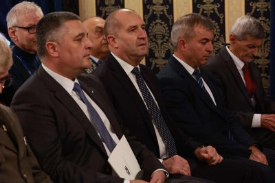Без модернизация няма национална сигурност, напомни Радев 