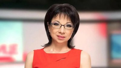 Честито! Цветанка Ризова стана баба на близначки 