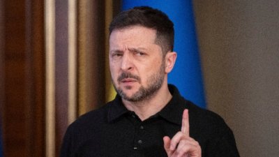 Зеленски: Вървим към край на войната с достойнство