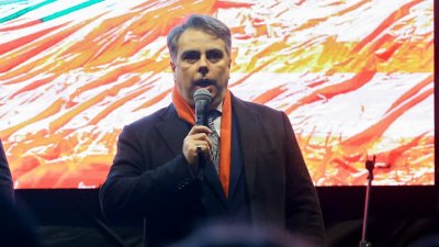 Асен Василев отчете: Протестът успя!