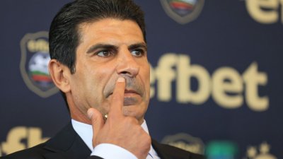 Ха, сега! Прокуратурата погва дипломите на Гонзо!