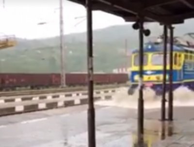 УЖАС! Токов удар уби работник на гарата в Дупница