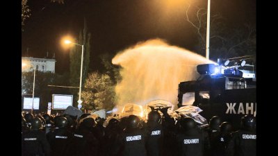 АЛАРМА: Пускат баретите на протеста