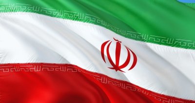 Арестуваха ирански знаменитости заради празненство с алкохол