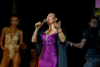 Заради протестите: Ще отменят ли концерта на Софи Маринова?