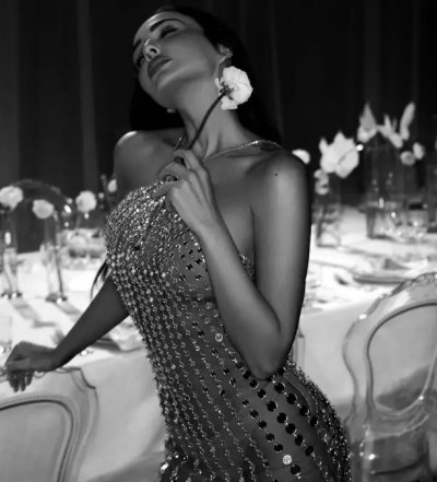 Заради тежкото състояние на Боби Михайлов: Ни Ло "сви перките", преглътна скромен купон за 38-ия си рожден ден