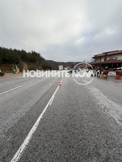 Сигнал за бомба затвори Прохода на Републиката