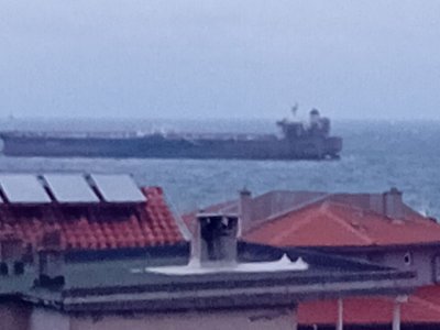 270 метровият руски петролен танкер Кайрос който от няколко часа