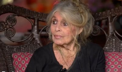 Ще я бъде! Изписаха Бриджит Бардо