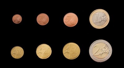 Започна продажбата на стартови комплекти с български евромонети 