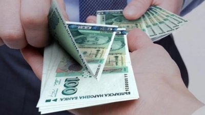 София гони 3500 лева средна заплата, Враца я следва