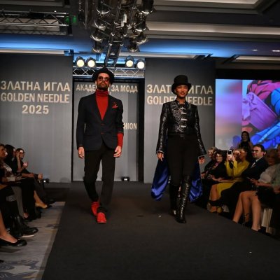 Никеца дебютира на модния подиум (ФОТО)