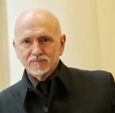 Дядо Еконтий ни отряза: Вече няма да разнасяме писма!