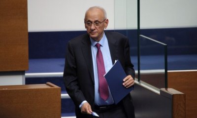 Силви Кирилов: Да, 100 млн. евро ще има за специалистите по здравни грижи