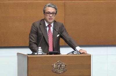 Биков: Оставане на ГЕРБ във властта щеше да е вредно