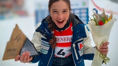 Малена Замфирова се качи на подиума в паралелния гигантски слалом