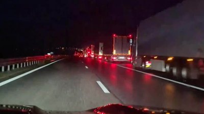 Шест часа продължи блокадата за тежкотоварни камиони на „Кулата”