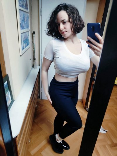 Ружа на Андрей: В БГ няма Gen Z, стига сте копирали американците