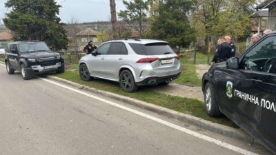 Гранични полицаи откриха Мерцедес, откраднат от нидерландец в Чехия