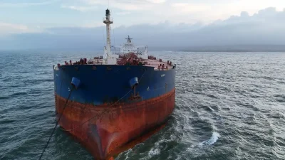 Морска администрация е издала предписания фирмата корабопритежател да измести за