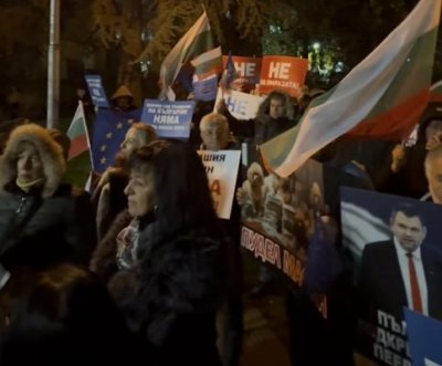 Калин Стоянов на митинга в Асеновград: Не се стъписвайте, видяхме ПП-ДБ как управляват