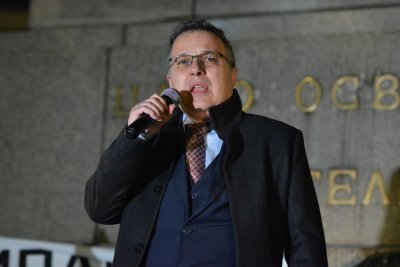 Стоян Михалев: Борисов направи завой - иска топла мечешка руска прегръдка с президента Радев