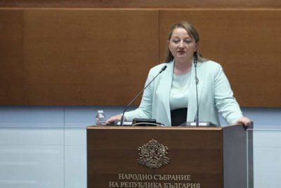 Сачева към Асен Василев: Кога ще си платите дълговете към ГЕРБ, БСП, ИТН и ДПС-Ново начало