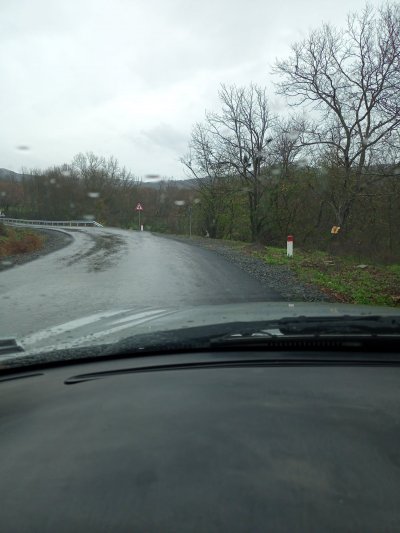 Истински кошмар е преживяла шофьорка на АМ Тракия след инцидент