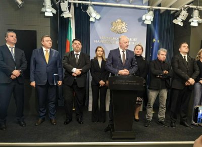 Куриоз: Кабинетът оцеля на вота след оставката 