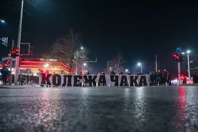 Под Тепетата: Бултраси блокираха кръстовище, в Локо вече се радват на почивка