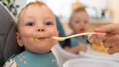 БИО? Агенцията по храните откри арсен в бебешка каша на български производител