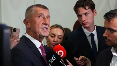 Бабиш показа кукиш на Украйна