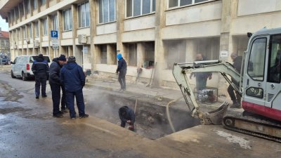 Част от Враца остава без парно и топла вода за дни заради авария