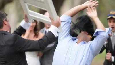 Балкански страси в Германия: Масов кютек на сватба прати булката в болница