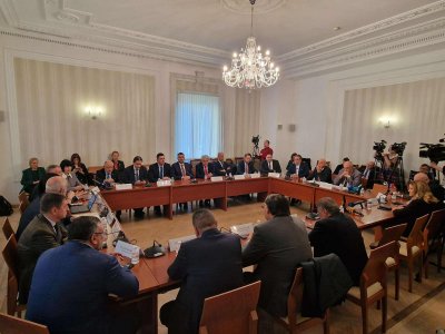 НА ПЪРВО ЧЕТЕНЕ: Депутатите няма да ползват повече охрана