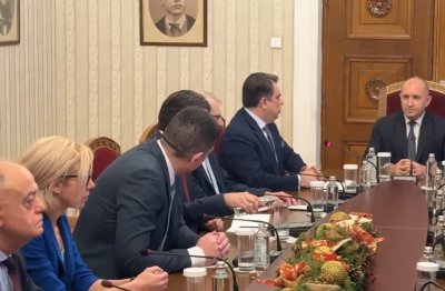 ПП-ДБ към президента: Управление в този парламент е невъзможно и нежелателно 