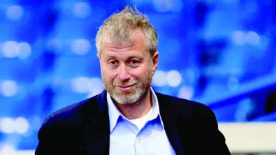 Лондон заплаши Роман Абрамович със съд