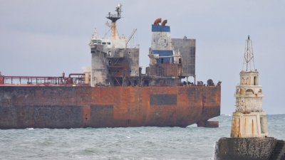 Правителството в оставка е одобрило днес решение на подпис за