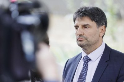 Прокуратурата и СДВР с подробности за задържания училищен директор