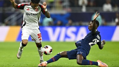 ПСЖ стъпи и на световния трон, вратарят на "принцовете" спаси четири дузпи!